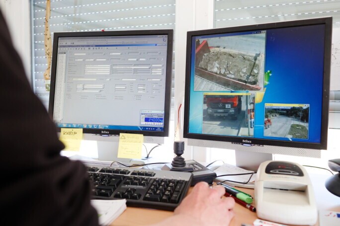 Mitarbeiter (w/m/d) Waage, 1. Bild